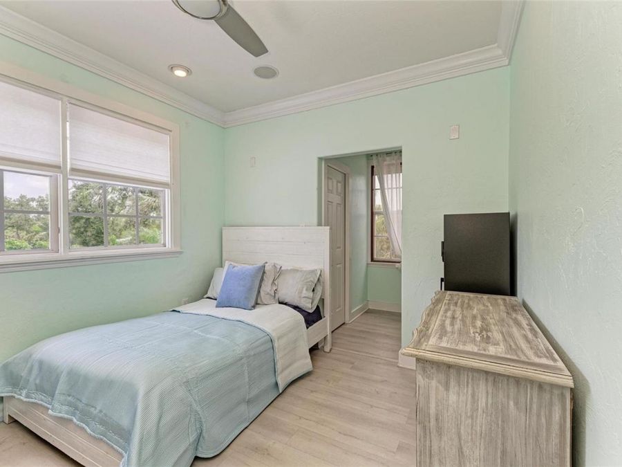 Property Image 57
