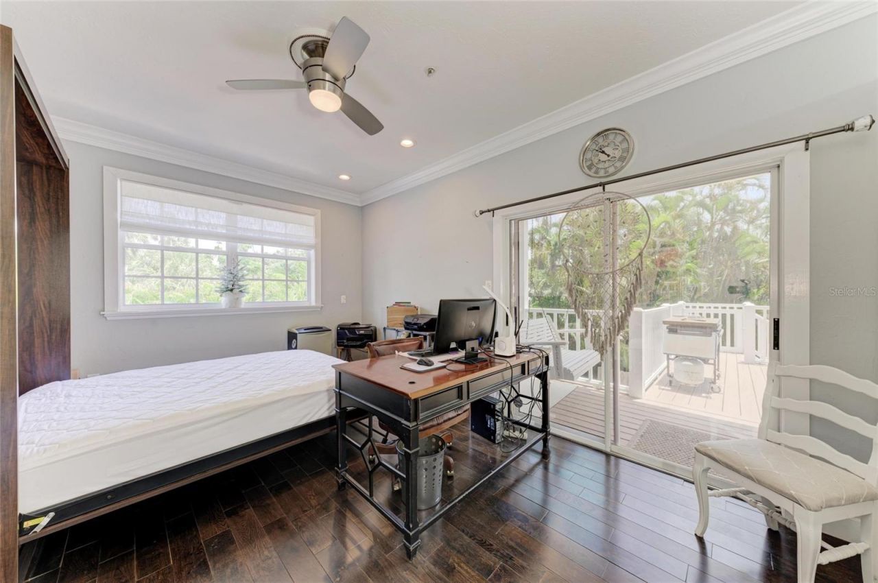 8963 Fishermens Bay Drive, Sarasota, FL 34231 Photo