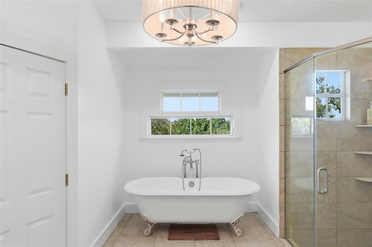 8963 Fishermens Bay Drive, Sarasota, FL 34231 Photo