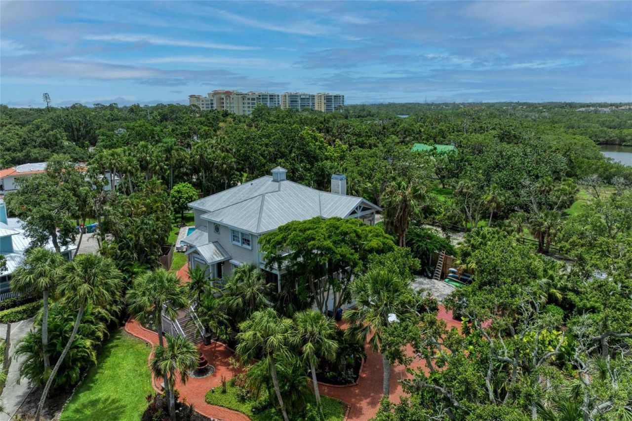 8963 Fishermens Bay Drive, Sarasota, FL 34231 Photo