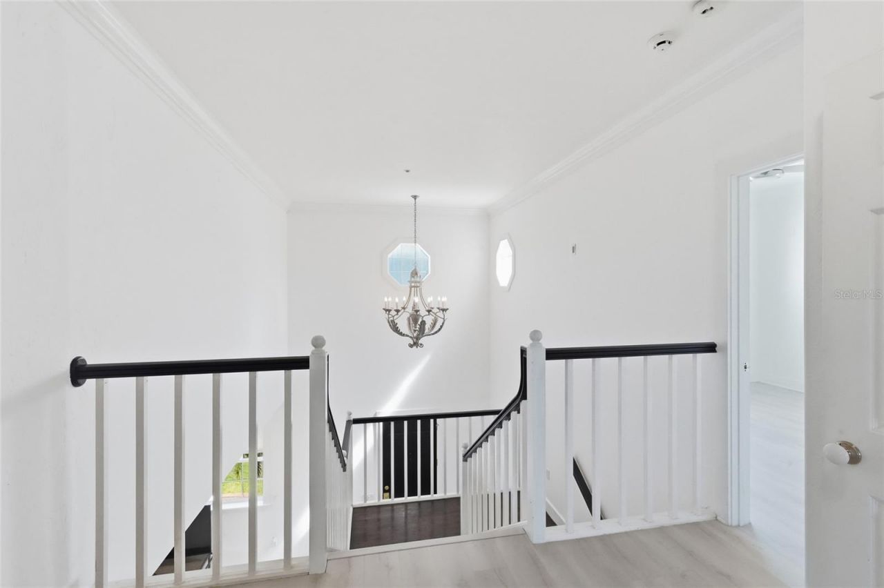 8963 Fishermens Bay Drive, Sarasota, FL 34231 Photo