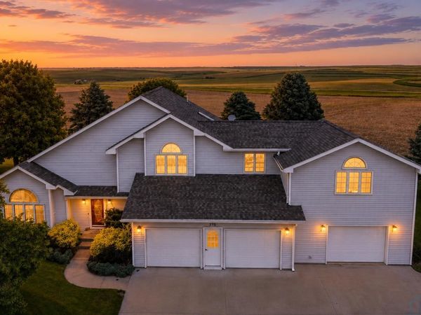 315 Kurtz Drive, Kingsley, IA 51028