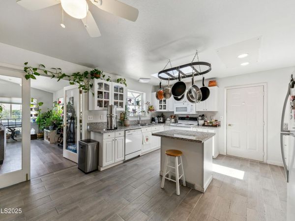 21 Fox Lane, Yerington, NV 89447