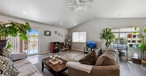 21 Fox Lane, Yerington, NV 89447 Photo