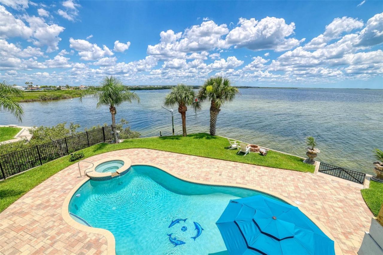 3236 Gulf Winds Circle, Hernando Beach, FL 34607 Photo