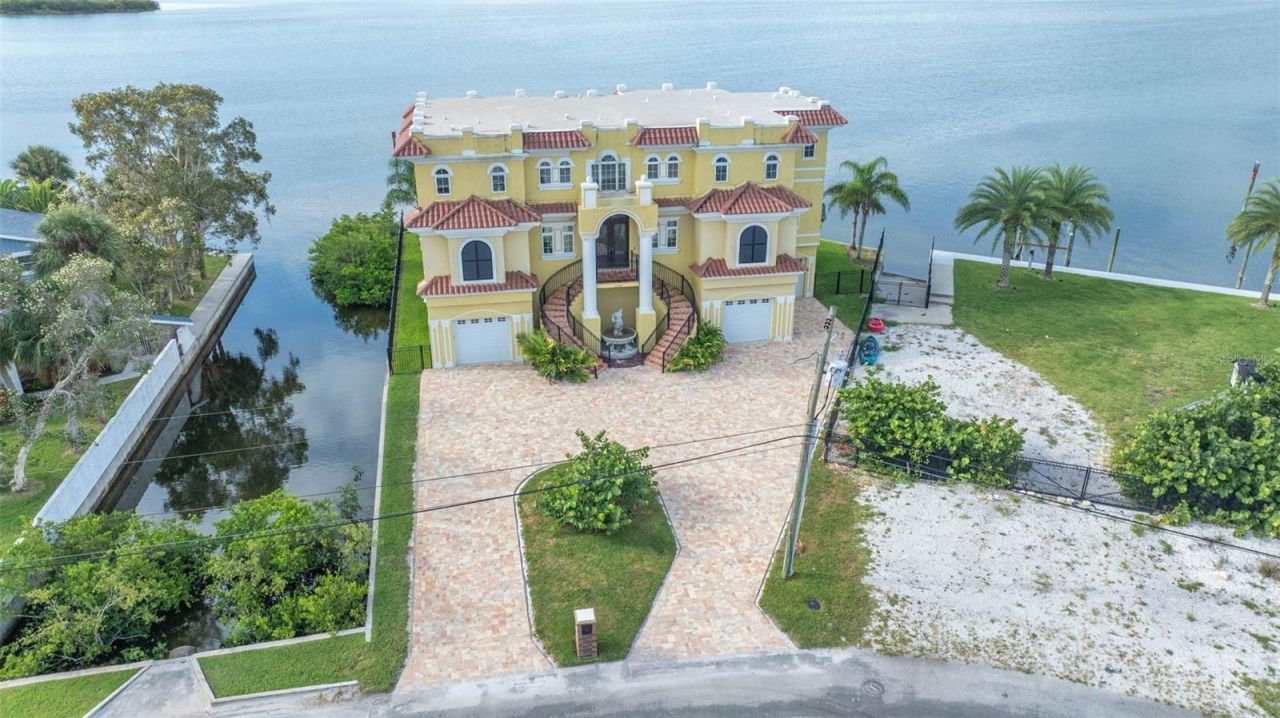 3236 Gulf Winds Circle, Hernando Beach, FL 34607 Photo