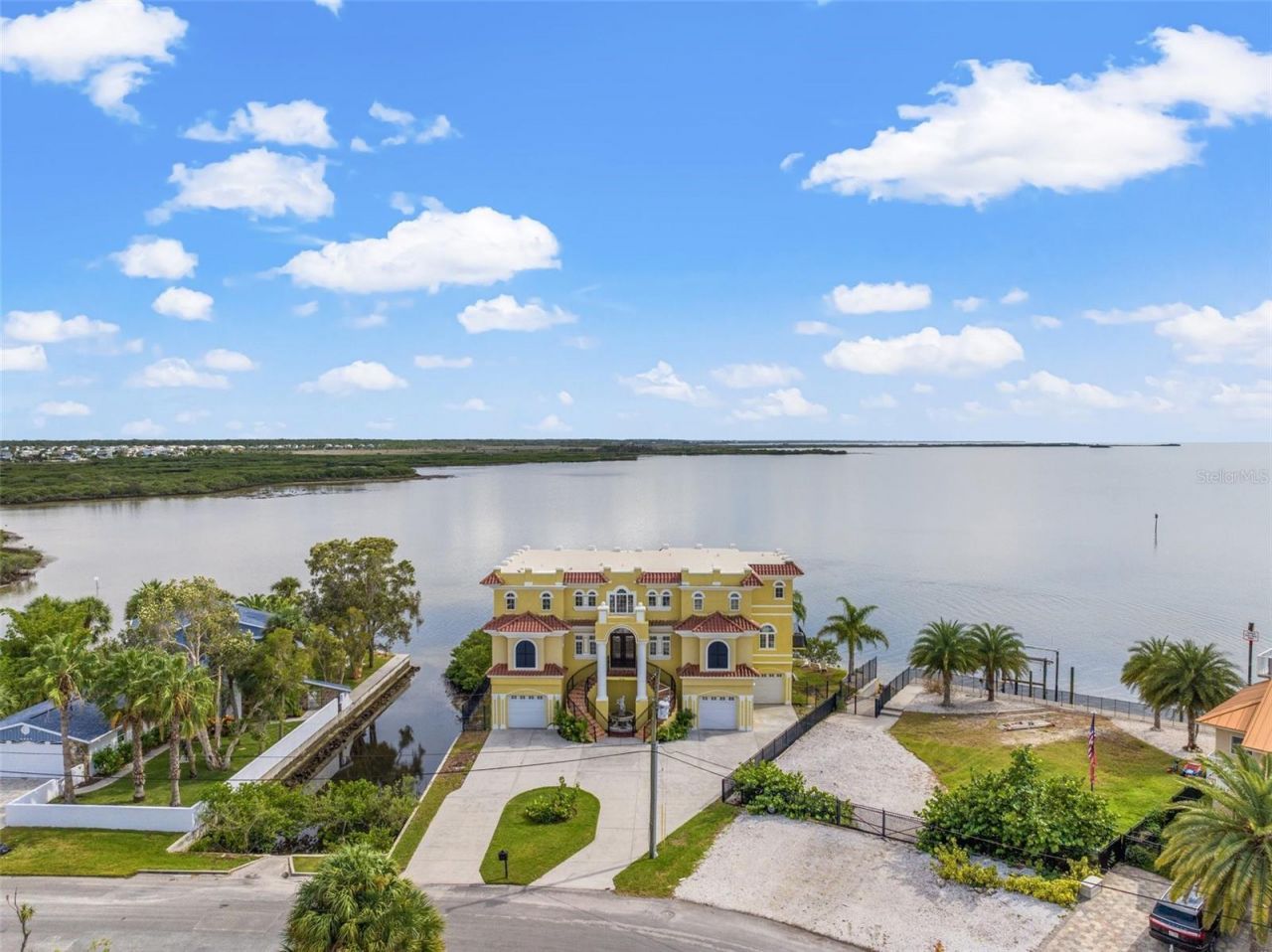 3236 Gulf Winds Circle, Hernando Beach, FL 34607 Photo