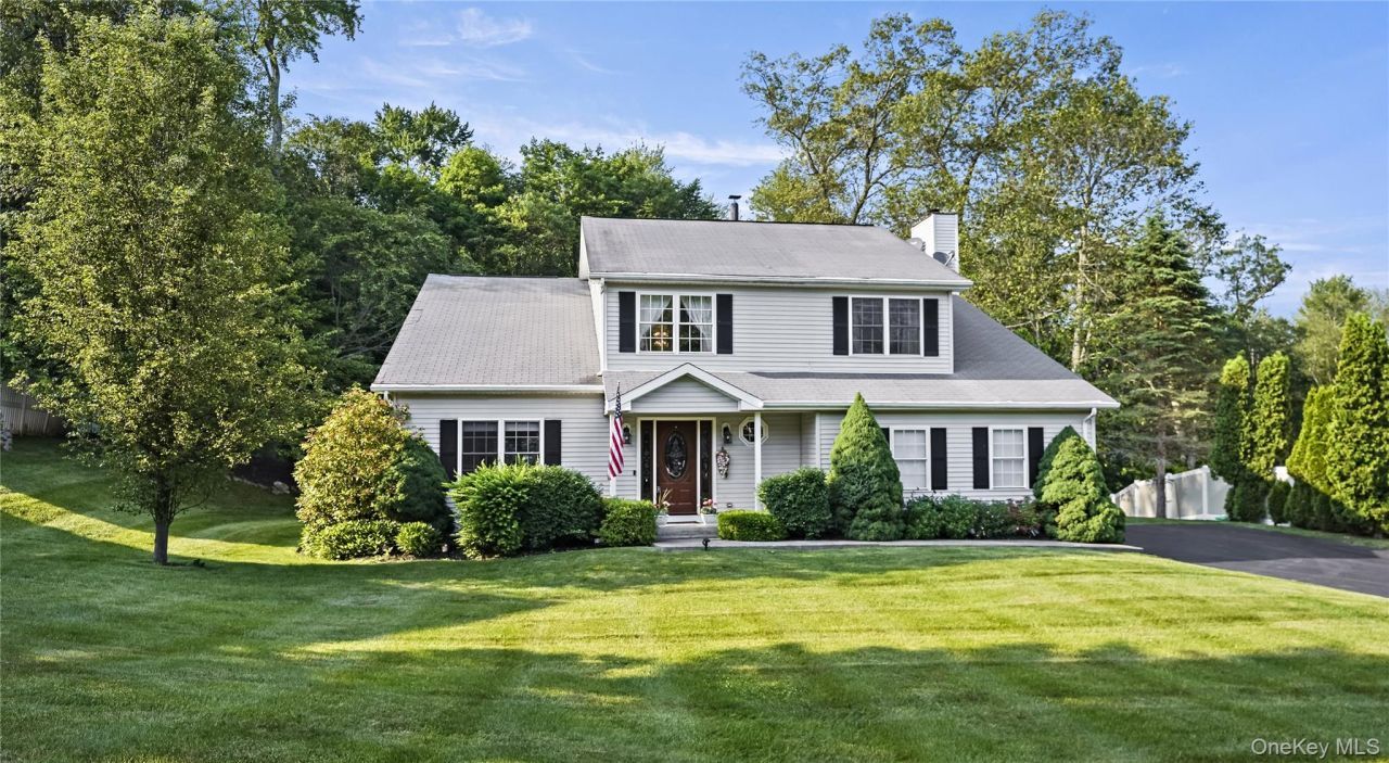 3856 Marcy Street, Mohegan Lake, NY 10547 Main Photo