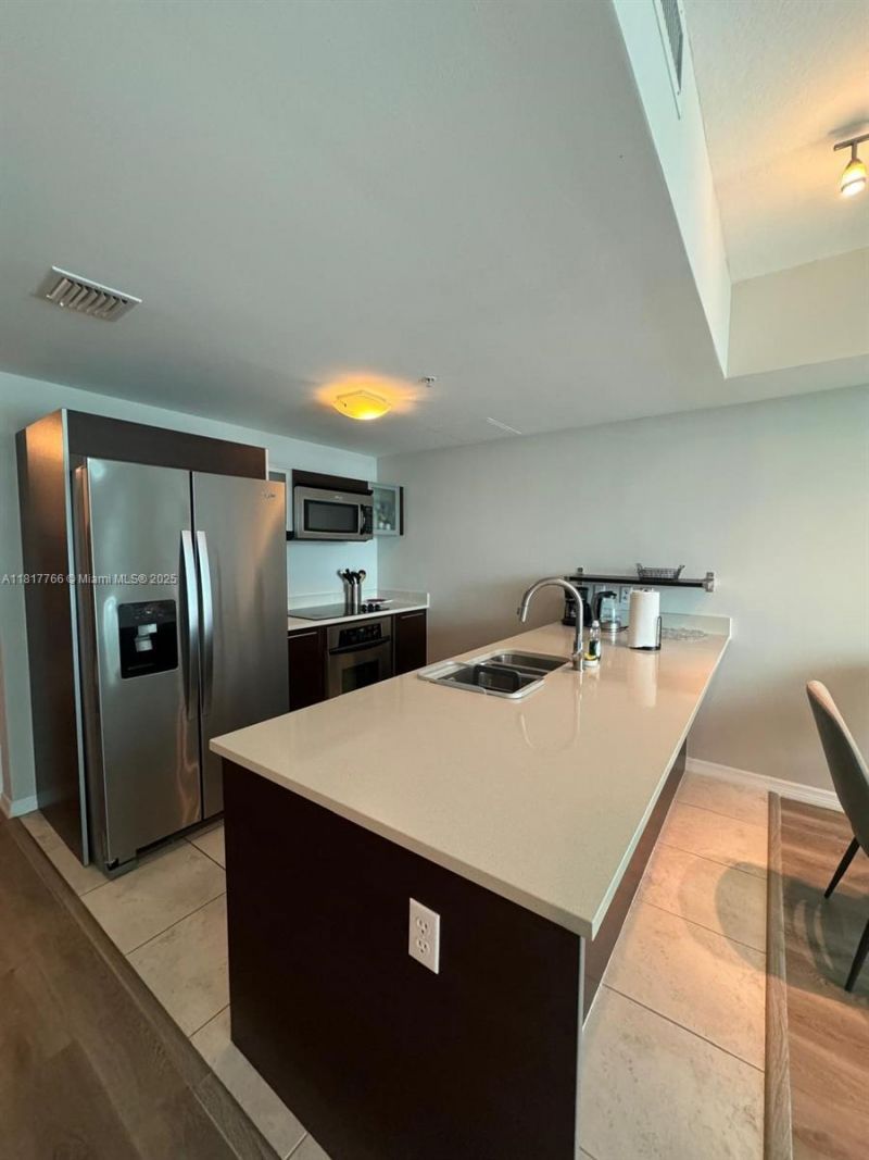1900 N Bayshore Dr, Unit 3909, Miami, FL 33132 Photo