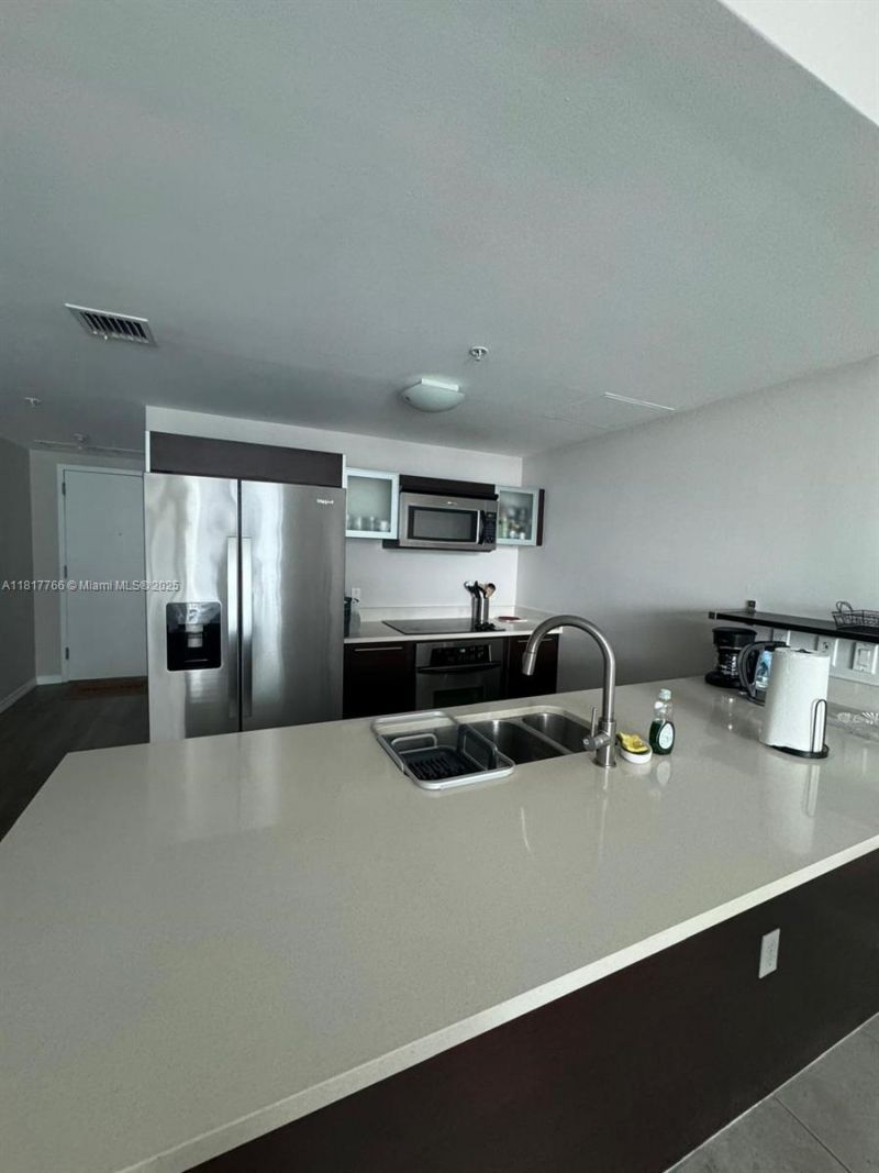 1900 N Bayshore Dr, Unit 3909, Miami, FL 33132 Photo