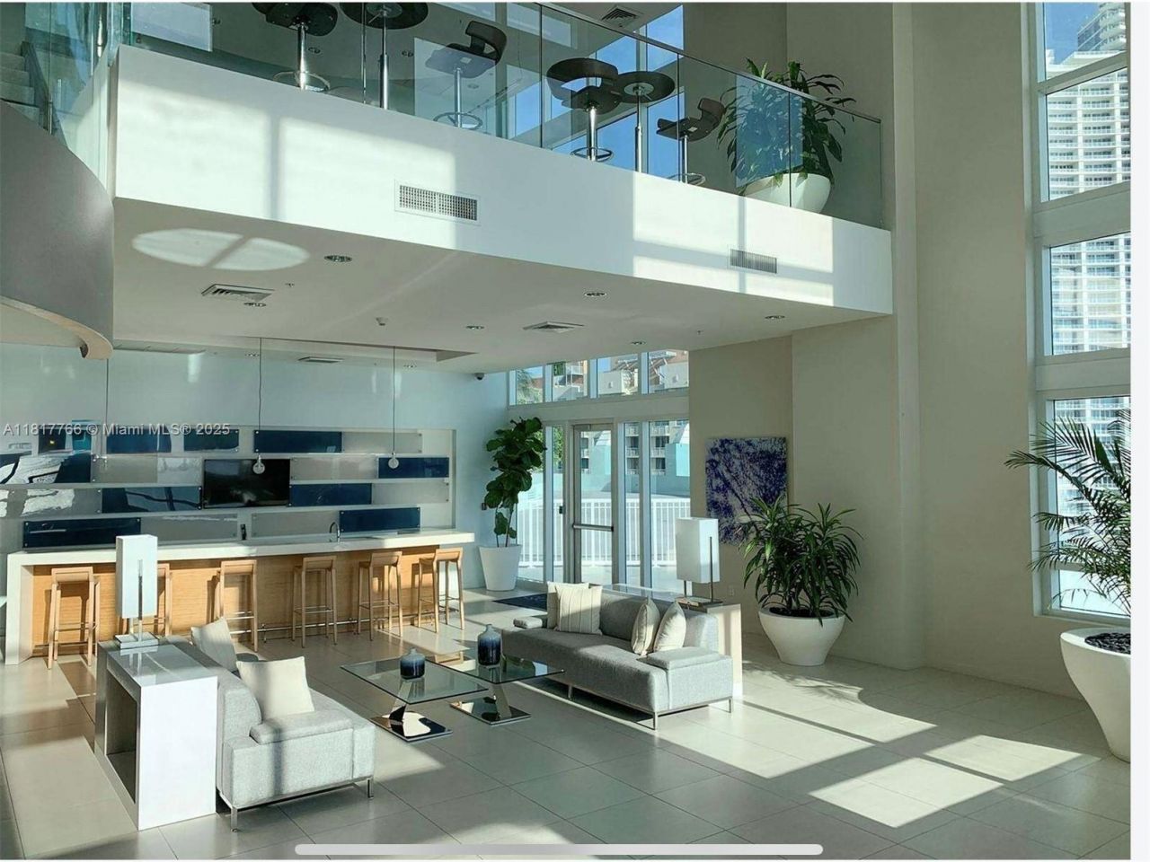 1900 N Bayshore Dr, Unit 3909, Miami, FL 33132 Photo