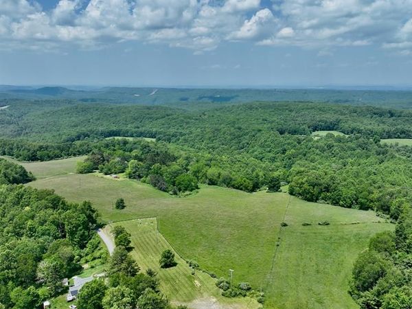 230 CLOVERDALE ROAD, SHADY SPRING, WV 25918