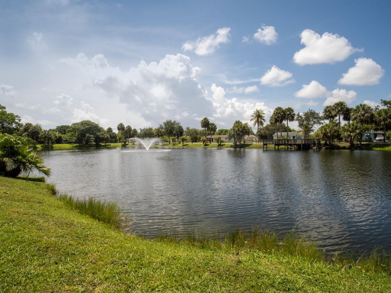 715 Lori Drive, Unit 213, Palm Springs, FL 33461 Photo