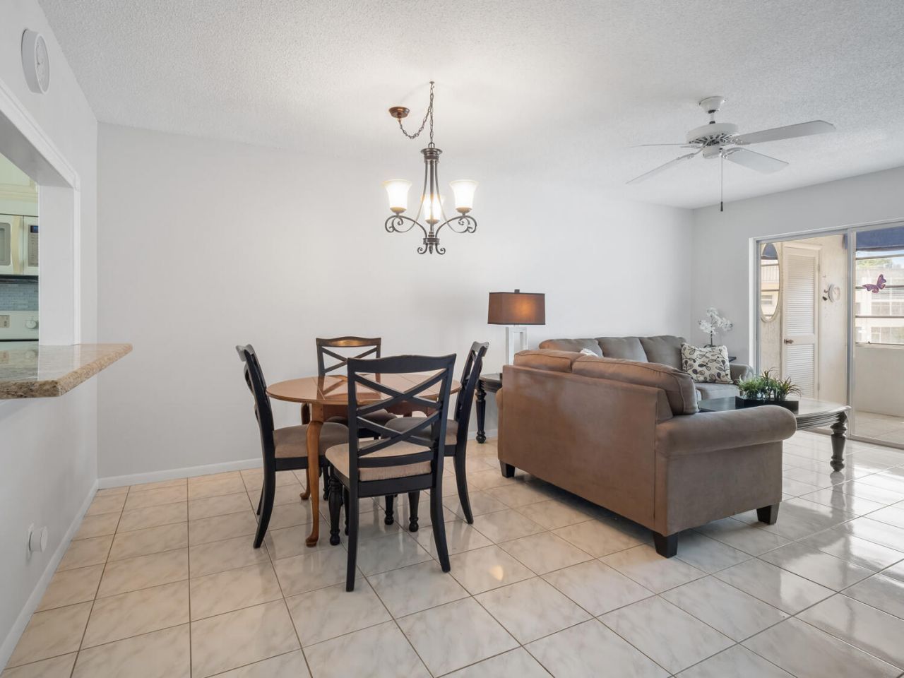 715 Lori Drive, Unit 213, Palm Springs, FL 33461 Photo