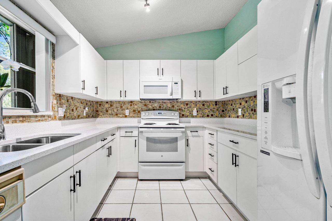 156 Caribe Court, Greenacres, FL 33413 Photo