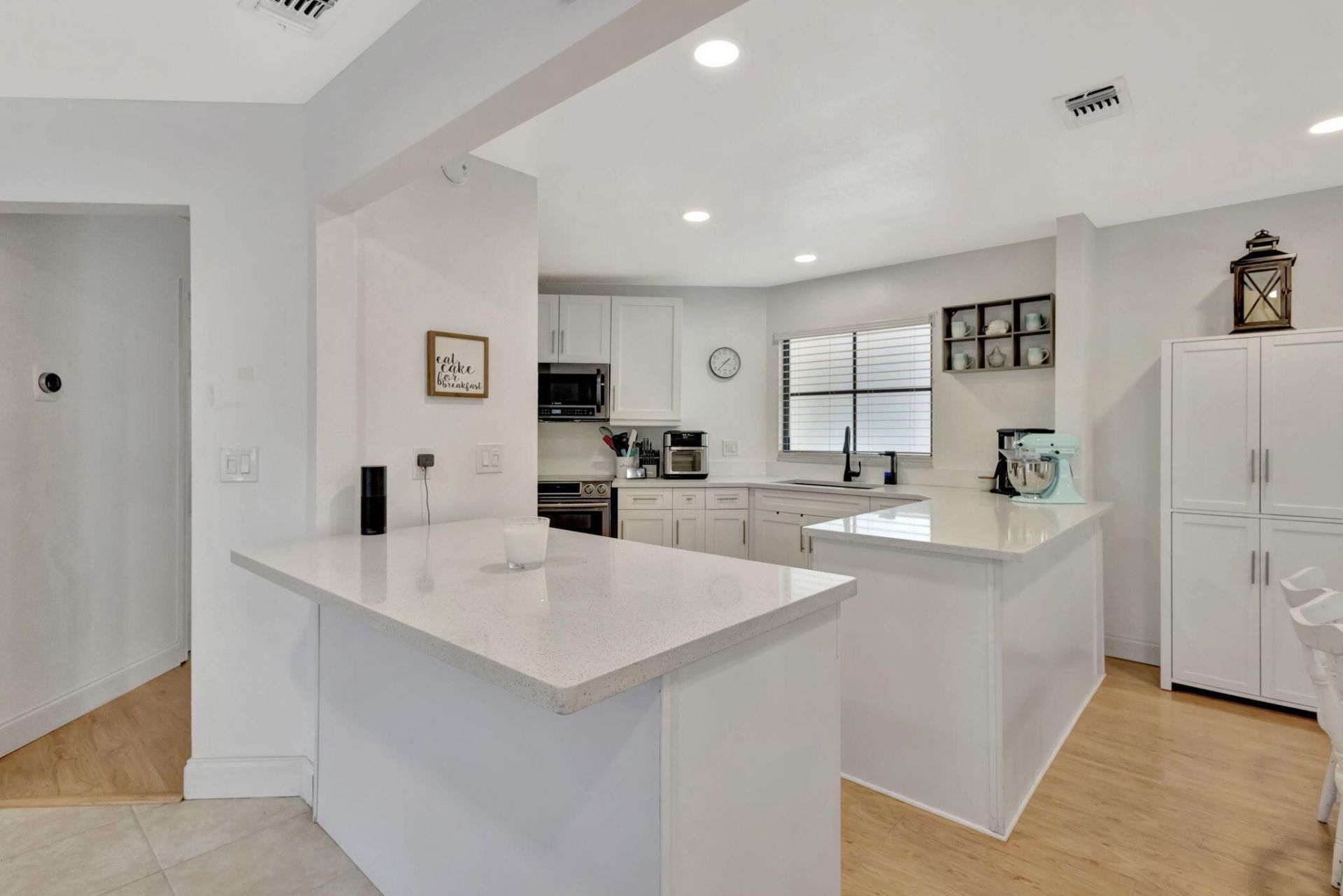 146 Weybridge Circle, Unit B, Royal Palm Beach, FL 33411 Photo