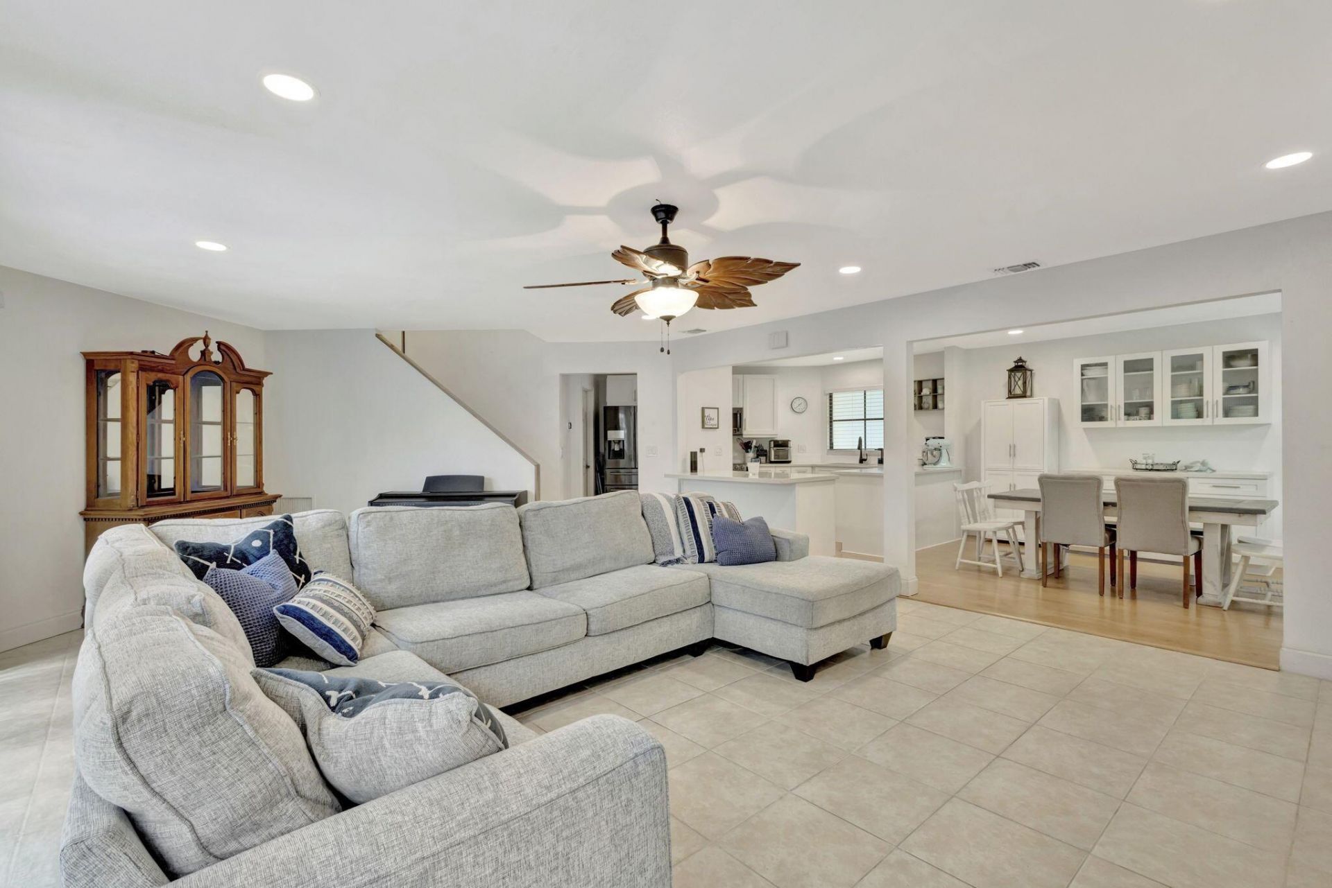 146 Weybridge Circle, Unit B, Royal Palm Beach, FL 33411 Photo