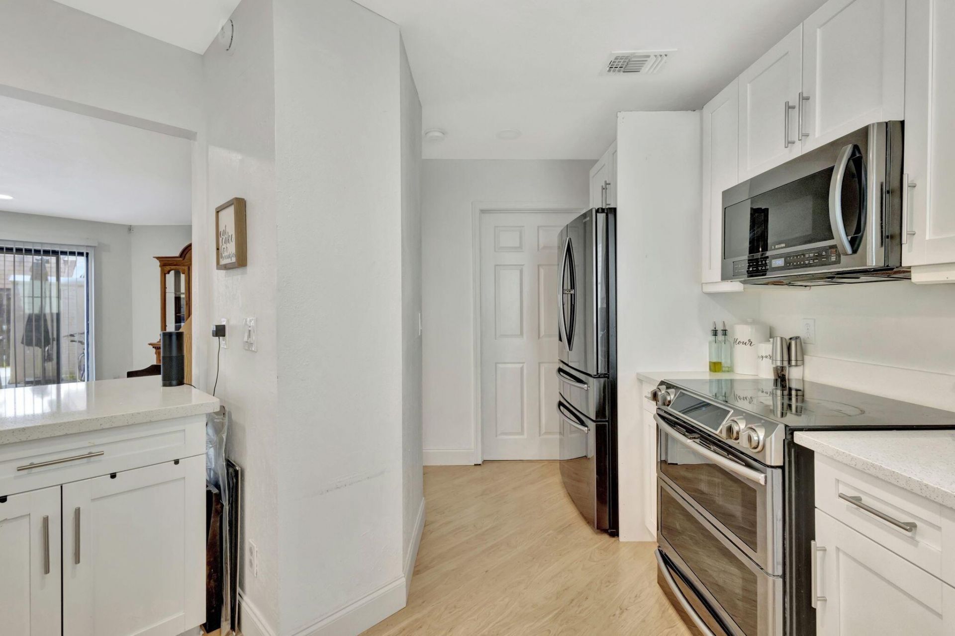 146 Weybridge Circle, Unit B, Royal Palm Beach, FL 33411 Photo