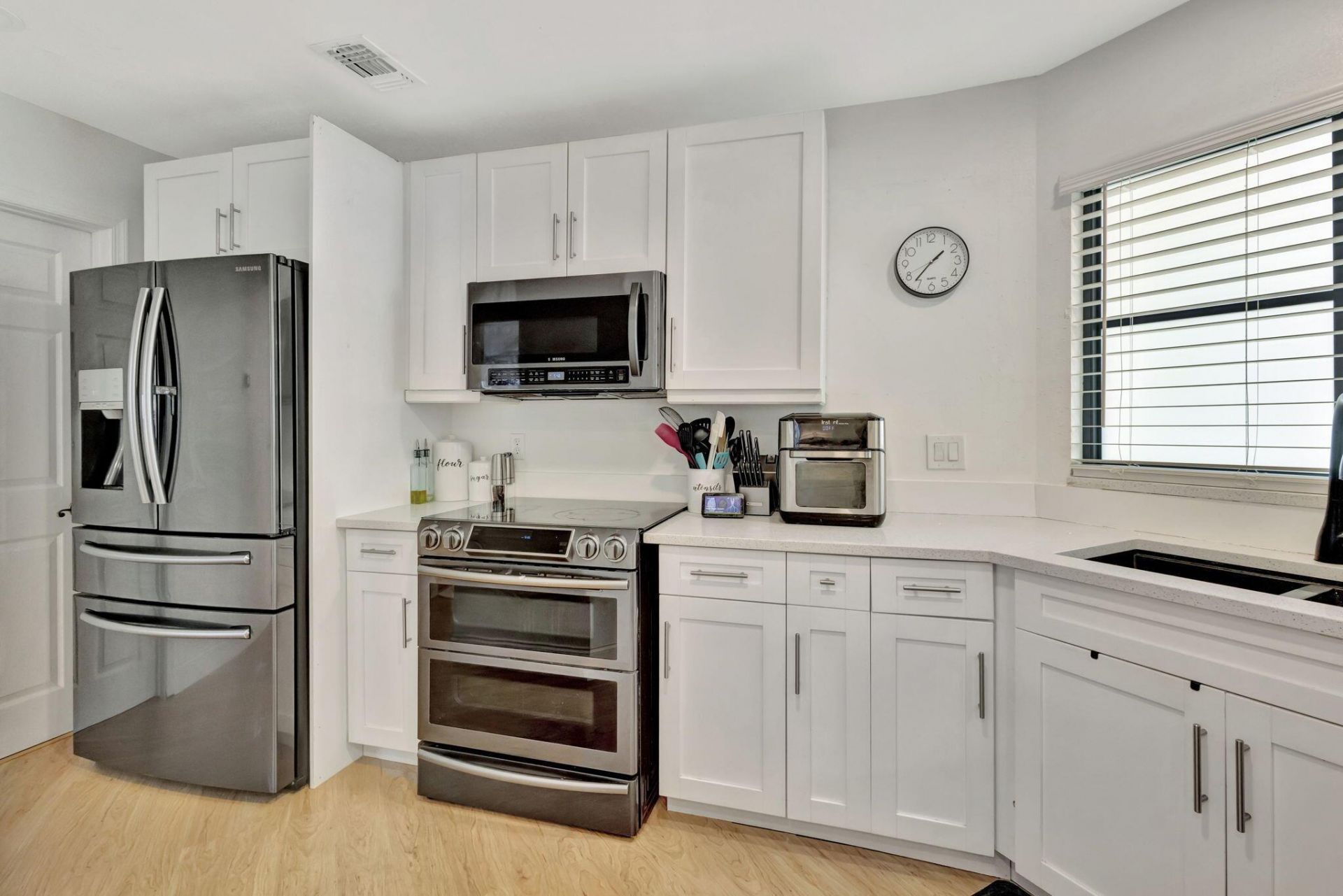 146 Weybridge Circle, Unit B, Royal Palm Beach, FL 33411 Photo