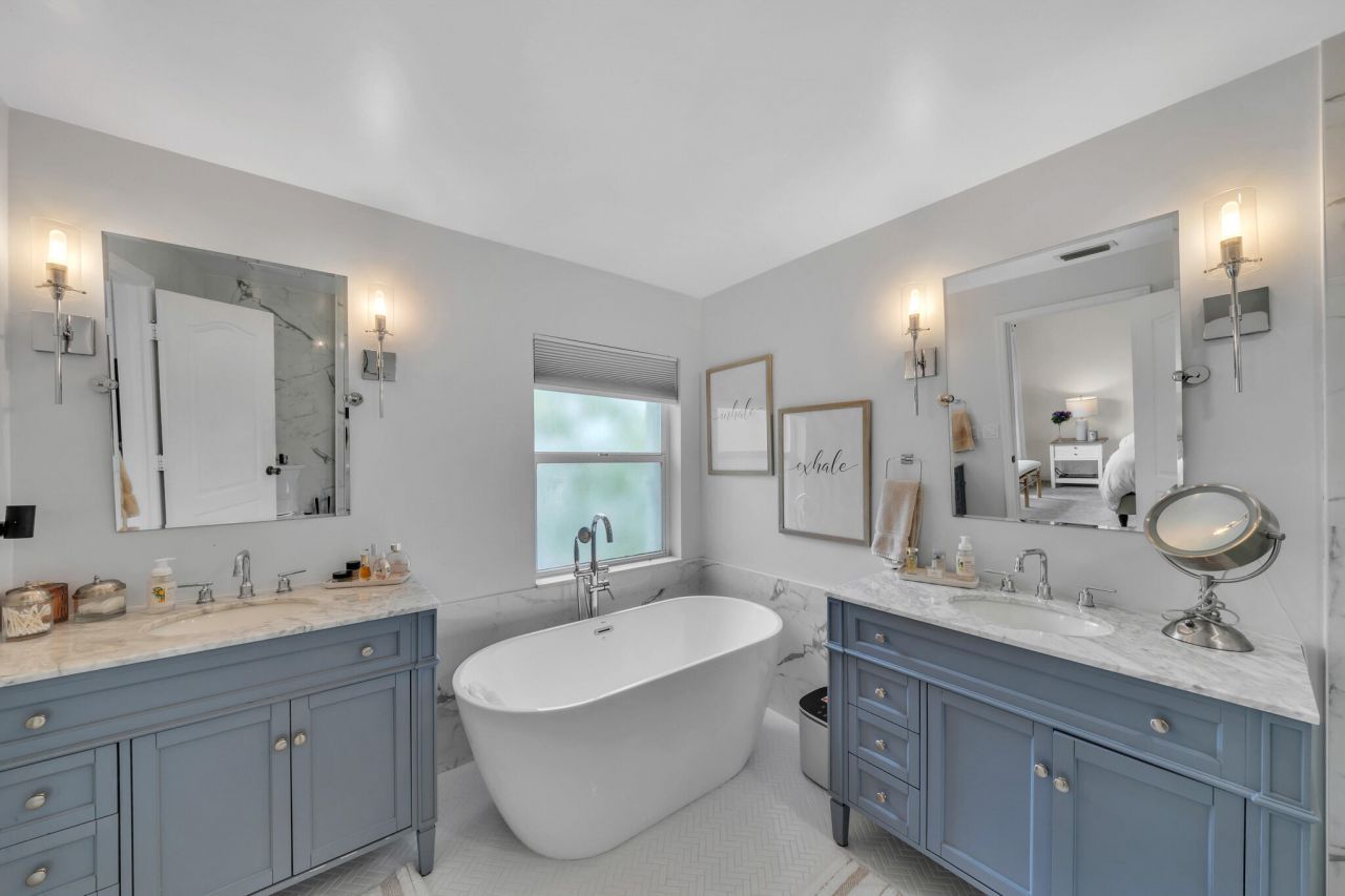 6086 Seminole Gardens Circle, Riviera Beach, FL 33418 Photo