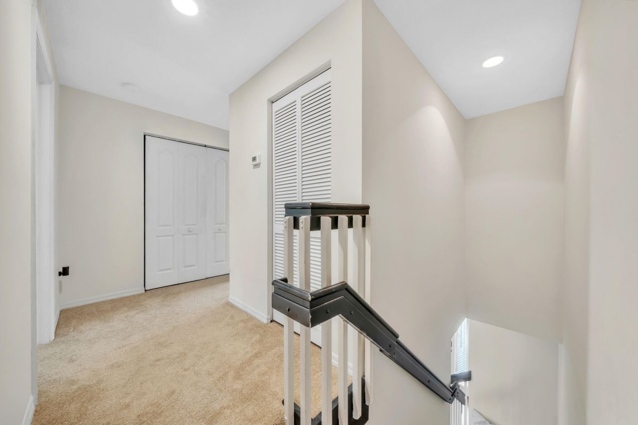 6086 Seminole Gardens Circle, Riviera Beach, FL 33418 Photo