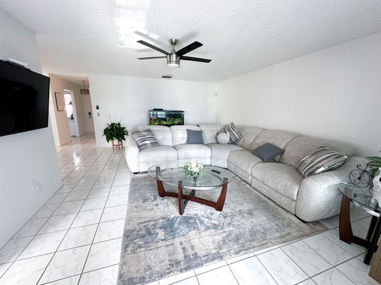 106 Lake Helen Drive, West Palm Beach, FL 33411 Photo