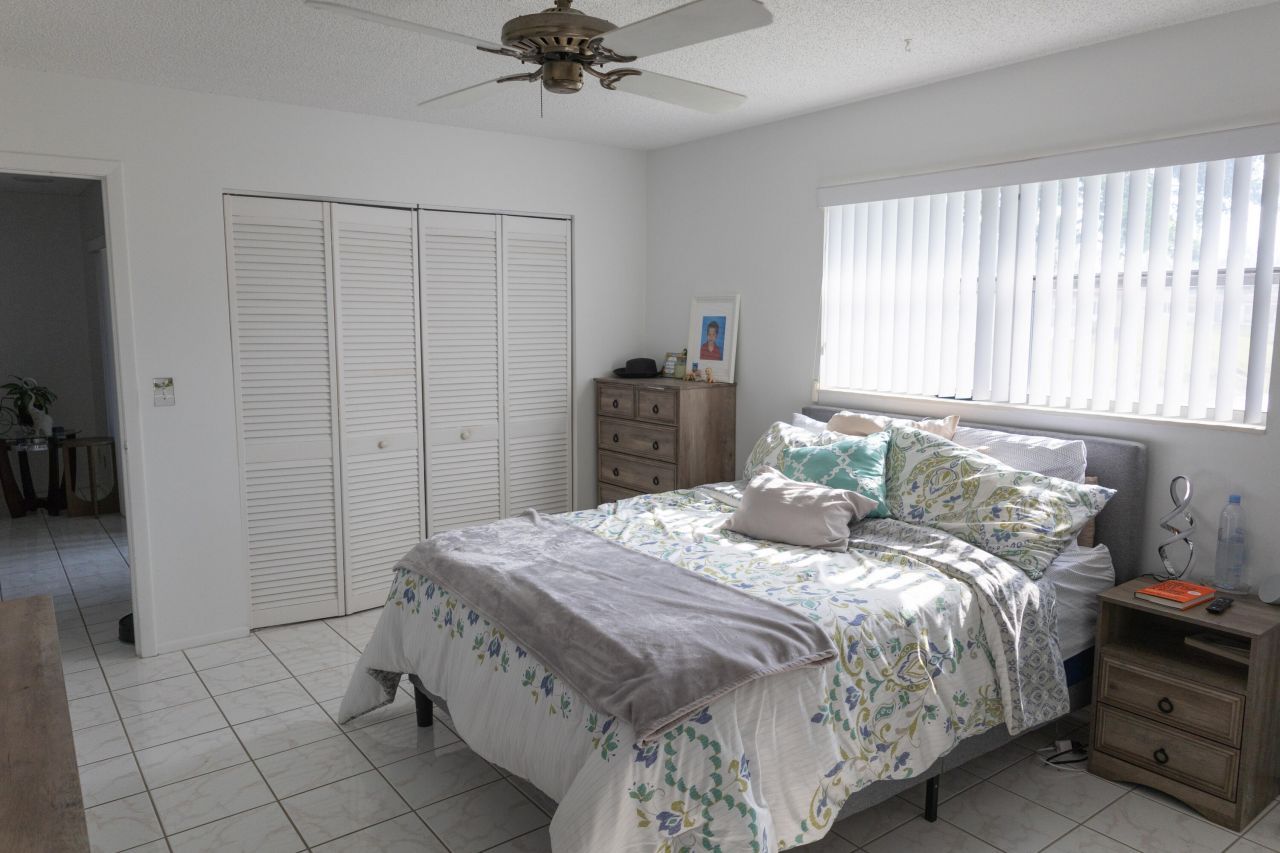 106 Lake Helen Drive, West Palm Beach, FL 33411 Photo