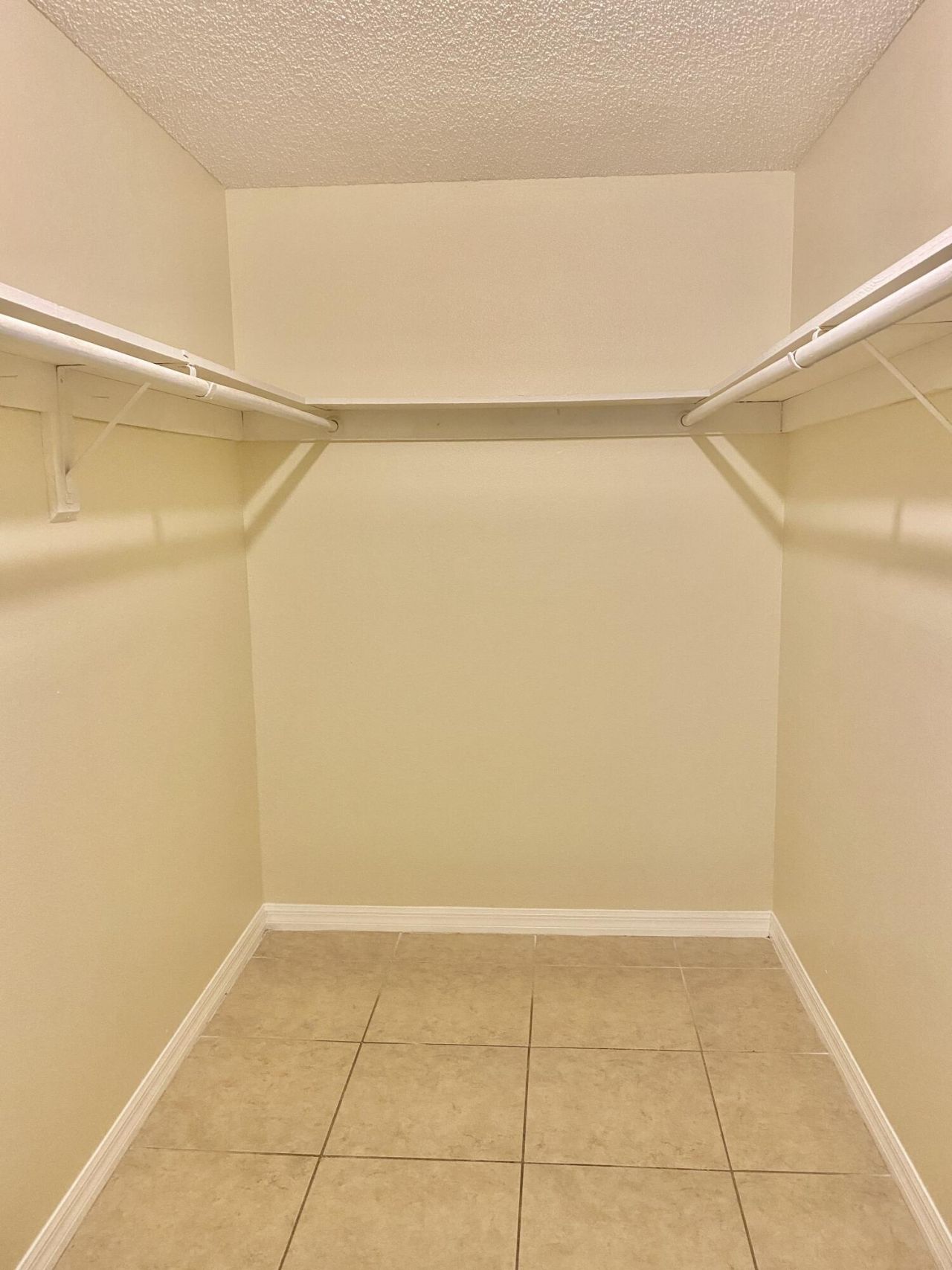 405 W Executive Center Drive, Unit 208, West Palm Beach, FL 33401 Photo