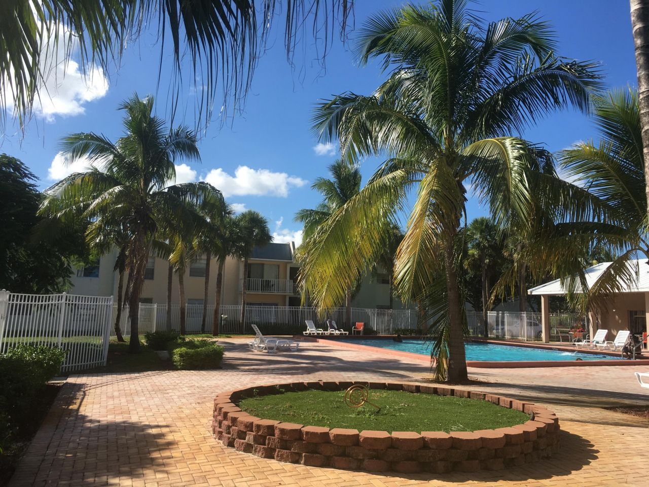 405 W Executive Center Drive, Unit 208, West Palm Beach, FL 33401 Photo