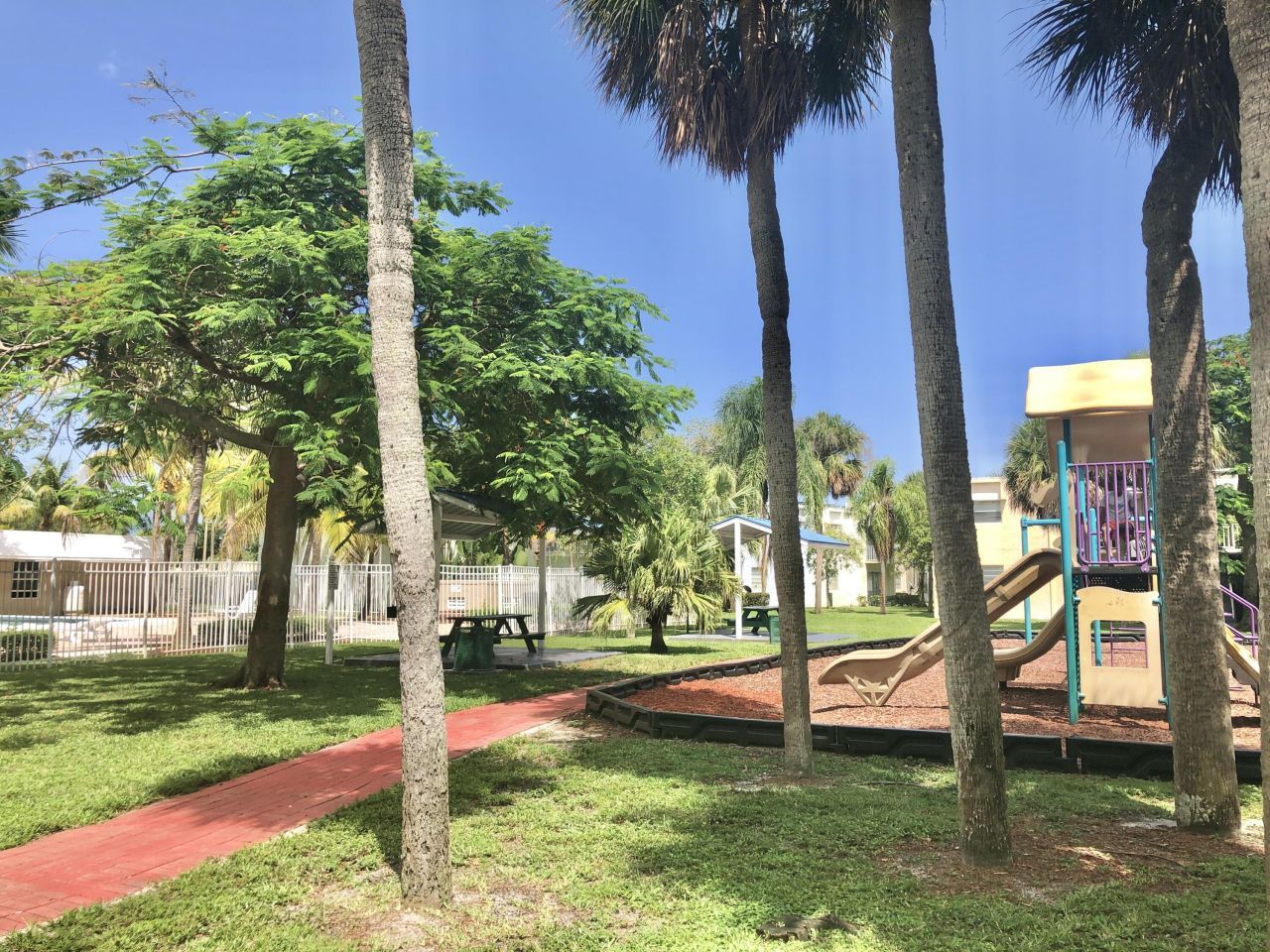 405 W Executive Center Drive, Unit 208, West Palm Beach, FL 33401 Photo