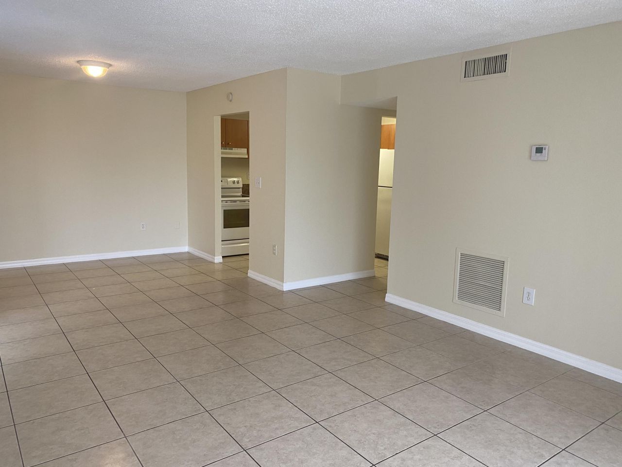 405 W Executive Center Drive, Unit 208, West Palm Beach, FL 33401 Photo