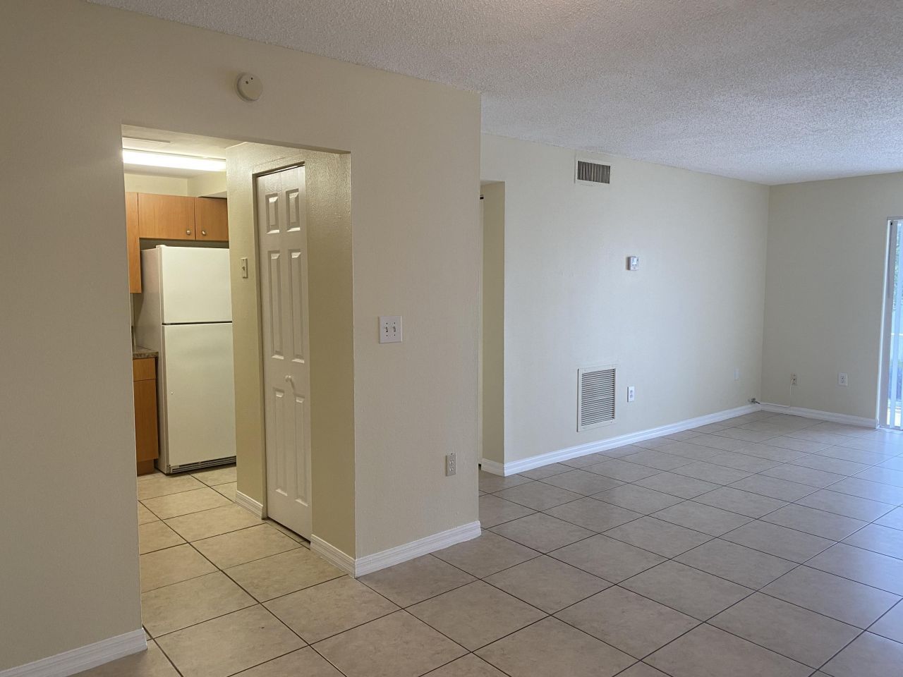 405 W Executive Center Drive, Unit 208, West Palm Beach, FL 33401 Photo
