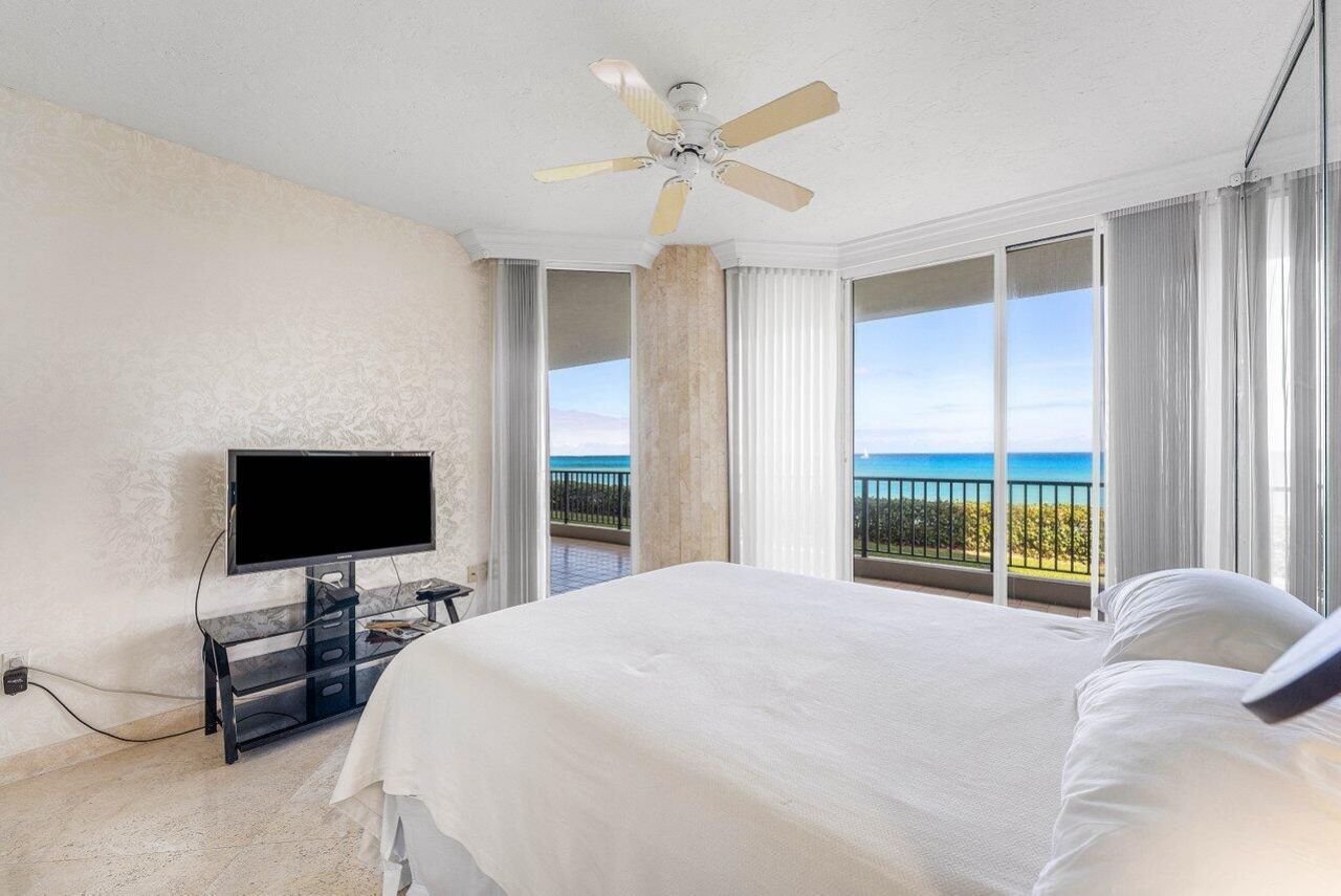 800 Ocean Drive, Unit 204, Juno Beach, FL 33408 Photo