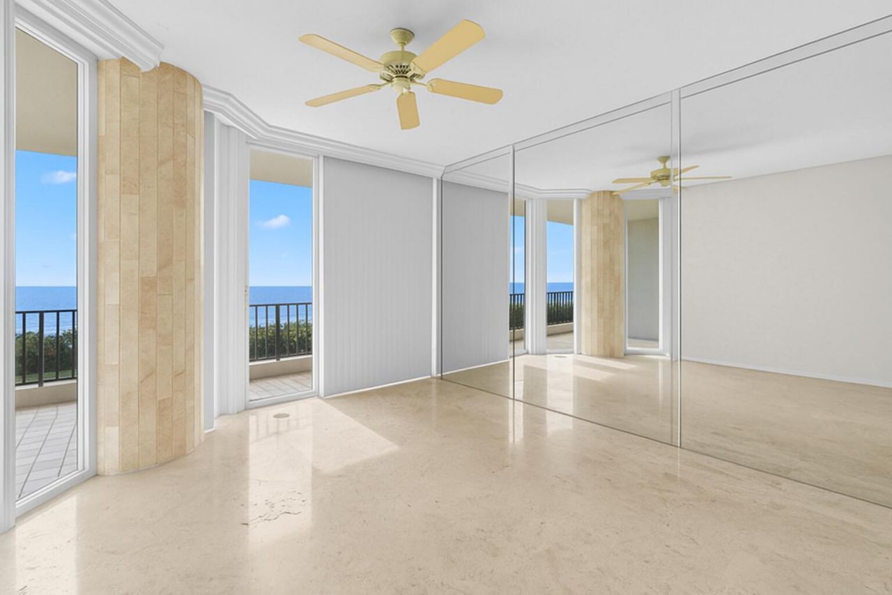 800 Ocean Drive, Unit 204, Juno Beach, FL 33408 Photo