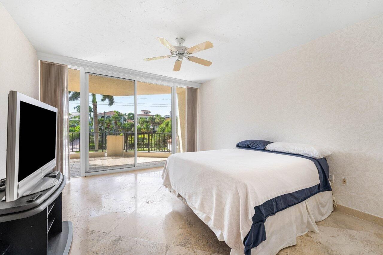 800 Ocean Drive, Unit 204, Juno Beach, FL 33408 Photo