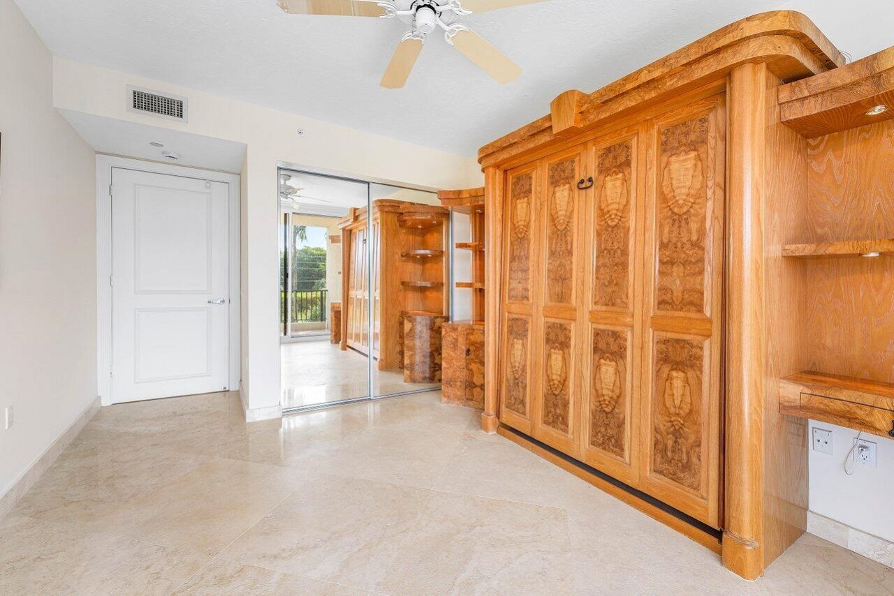 800 Ocean Drive, Unit 204, Juno Beach, FL 33408 Photo