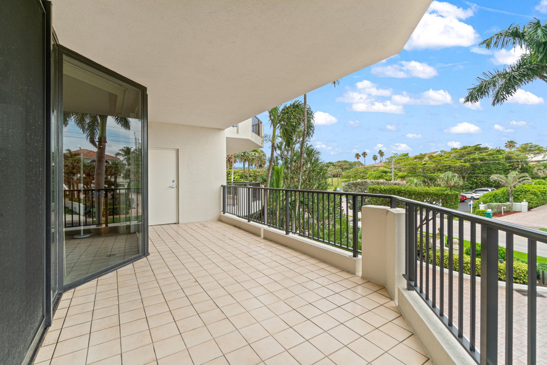 800 Ocean Drive, Unit 204, Juno Beach, FL 33408 Photo