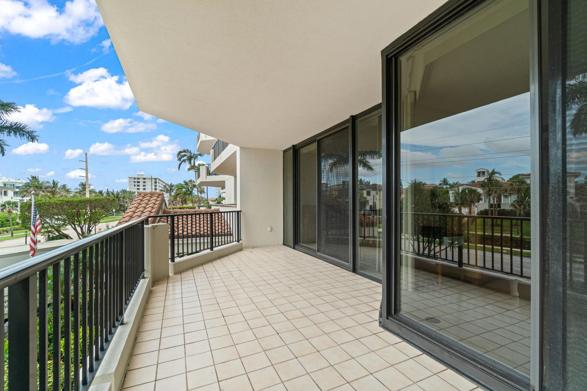 800 Ocean Drive, Unit 204, Juno Beach, FL 33408 Photo