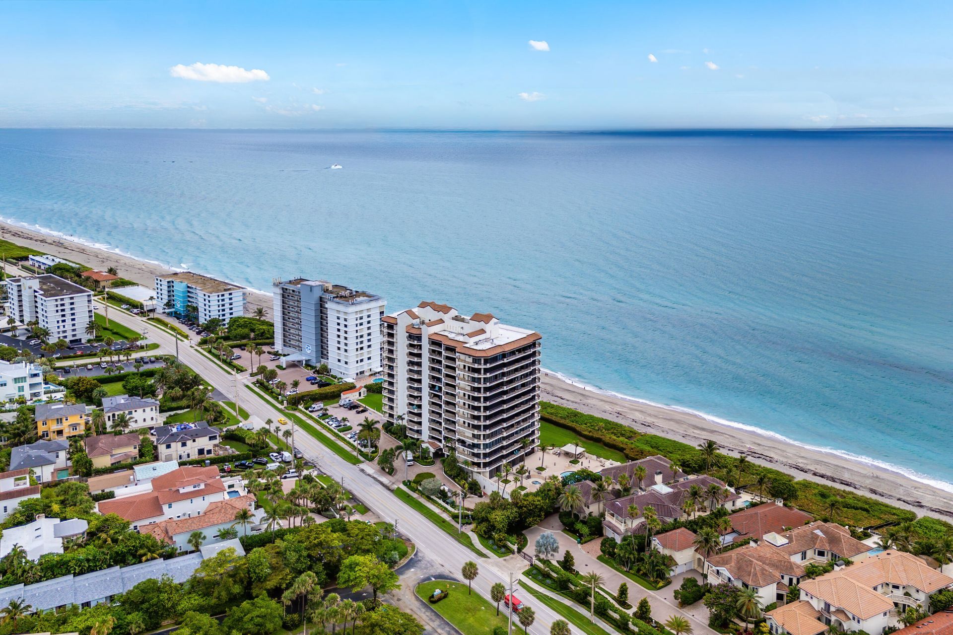 800 Ocean Drive, Unit 204, Juno Beach, FL 33408 Photo
