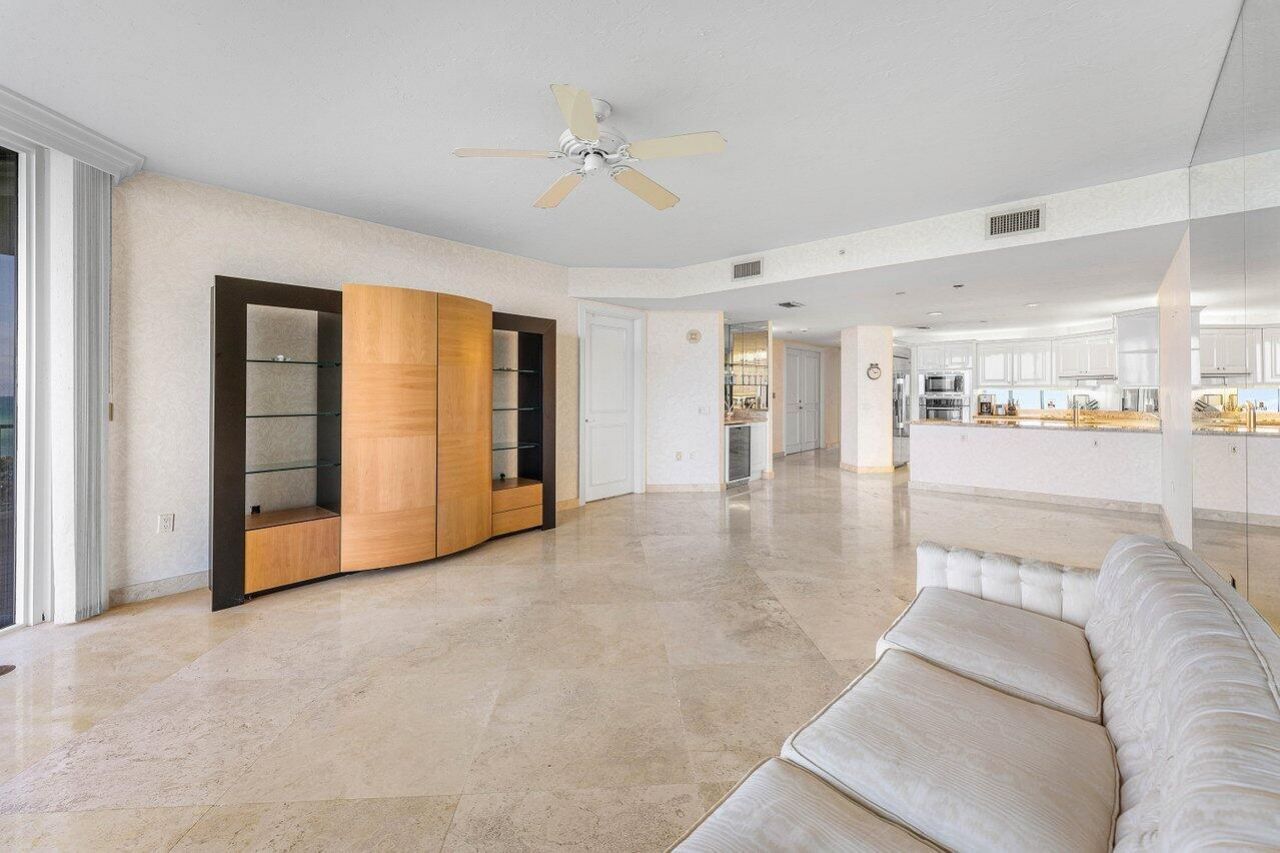 800 Ocean Drive, Unit 204, Juno Beach, FL 33408 Photo