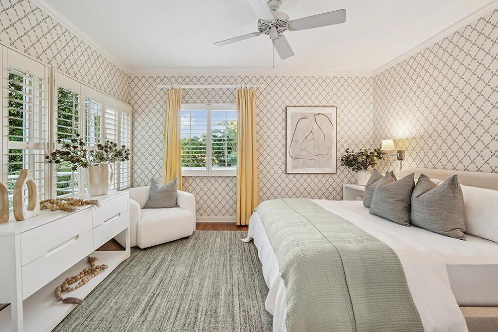 143 E Inlet Drive, Palm Beach, FL 33480 Photo