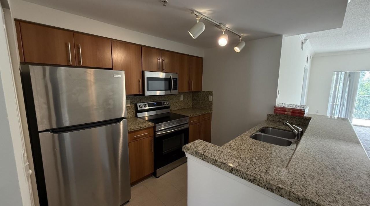 5800 W Sample Road, Unit 307, Coral Springs, FL 33067 Photo