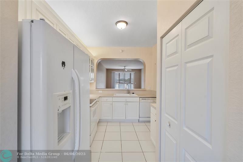 7611 Southampton Terrace, Unit 405A, Tamarac, FL 33321 Photo