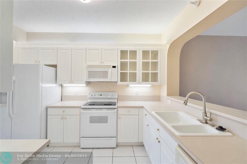 7611 Southampton Terrace, Unit 405A, Tamarac, FL 33321 Photo