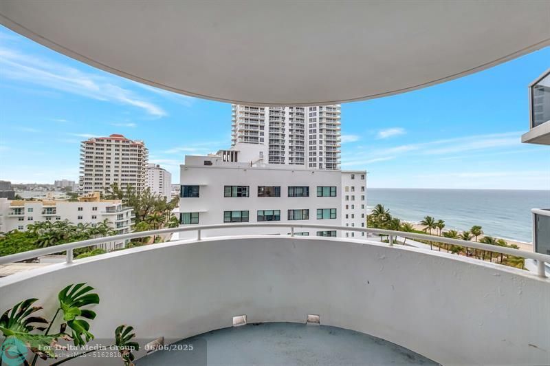 6301 Collins Avenue, Unit 1007, Miami Beach, FL 33141 Photo