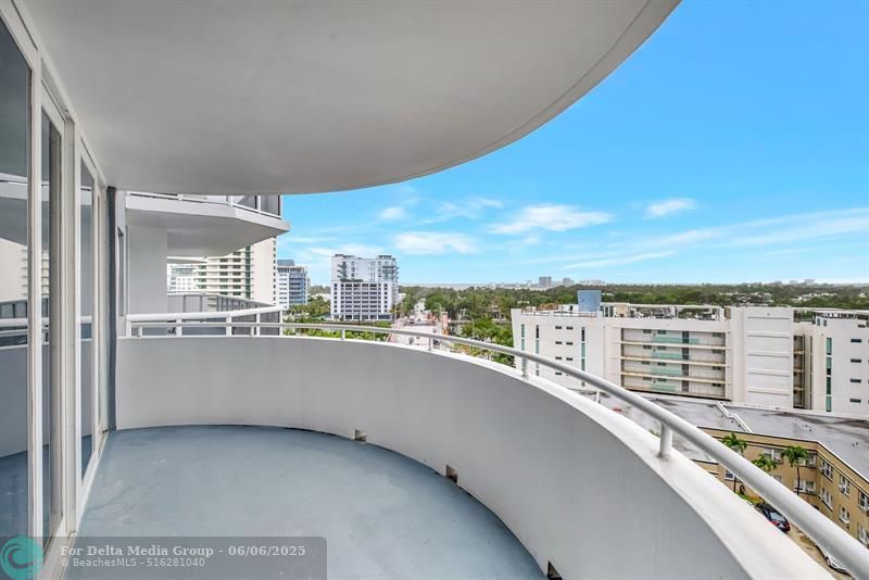 6301 Collins Avenue, Unit 1007, Miami Beach, FL 33141 Photo