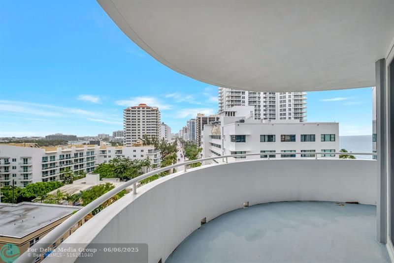 6301 Collins Avenue, Unit 1007, Miami Beach, FL 33141 Photo