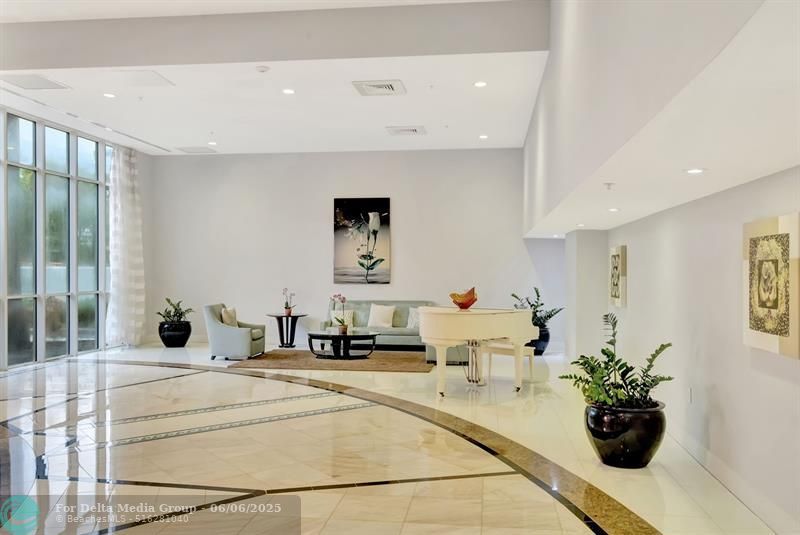 6301 Collins Avenue, Unit 1007, Miami Beach, FL 33141 Photo