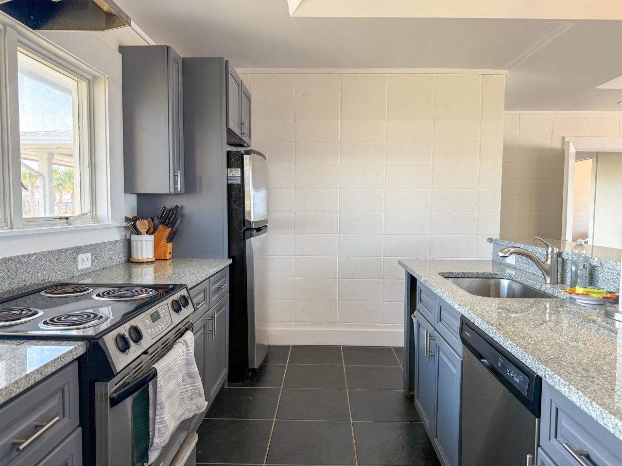 548 W Gorrie Drive, Eastpoint, FL 32328 Photo