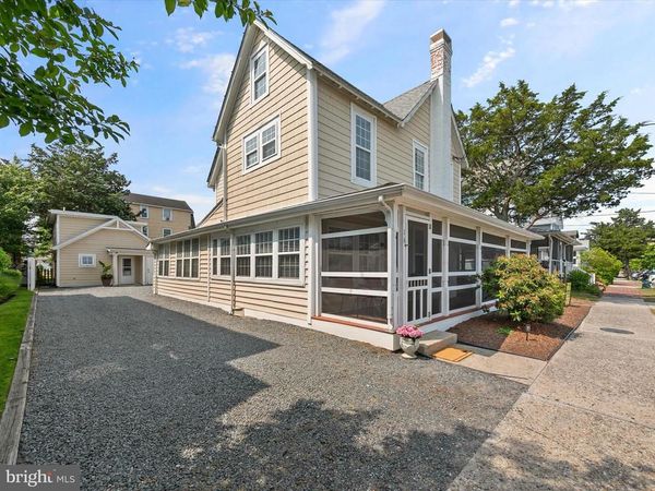 16 DELAWARE AVENUE, REHOBOTH BEACH, DE 19971